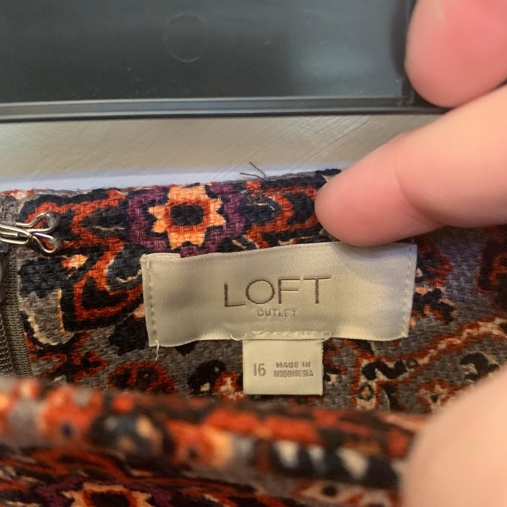 Loft Plus Printed Skirt - Picture 4 of 4